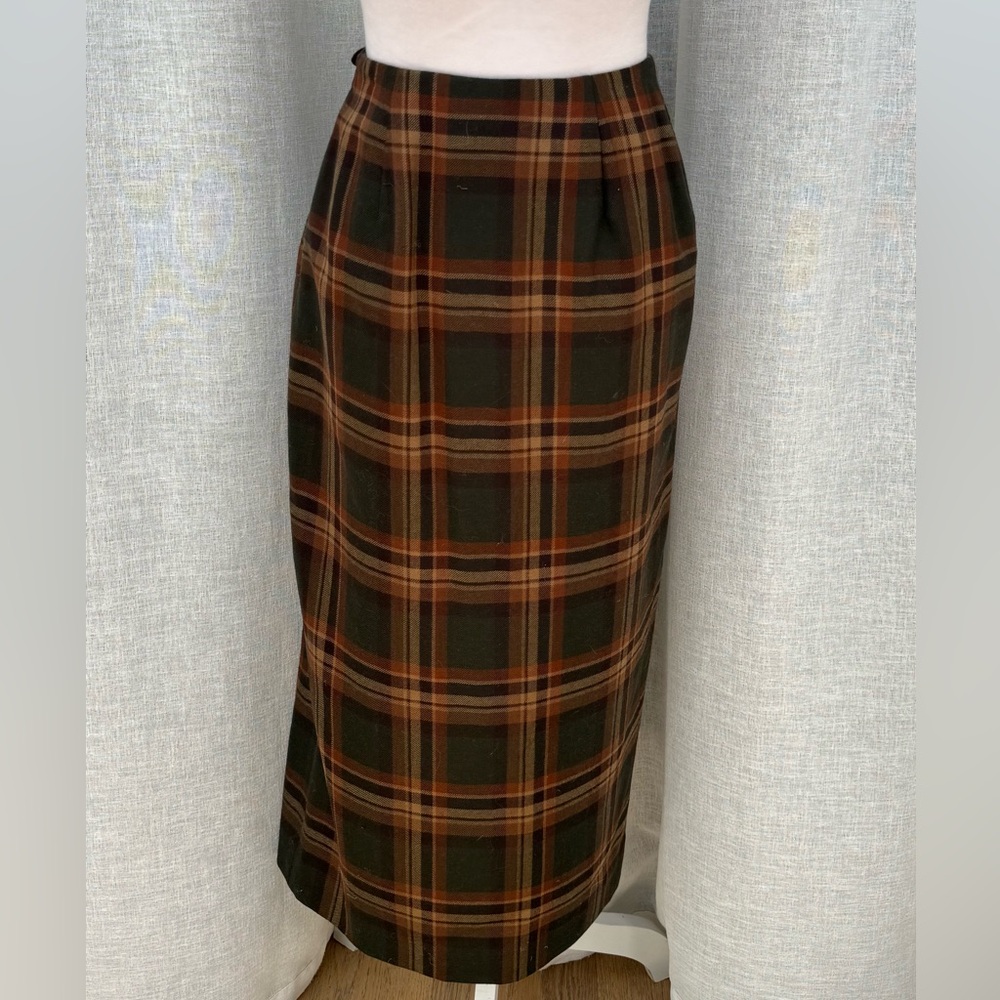 Lauren Ralph Lauren brown green plaid wrap skirt - Picture 3 of 9